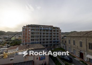 Vista - Quadrilocale viale Cassiodoro, 279, Catanzaro - foto 11
