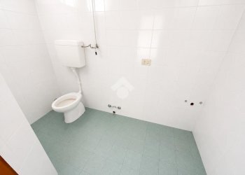 Negozio via Acquacalda, Lugo - foto 17