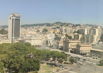 Ufficio piazza borgo pila, Genova (zona Foce) - foto 7