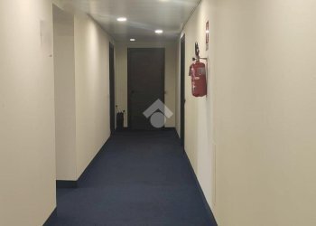 Ufficio piazza borgo pila, Genova (zona Foce) - foto 14