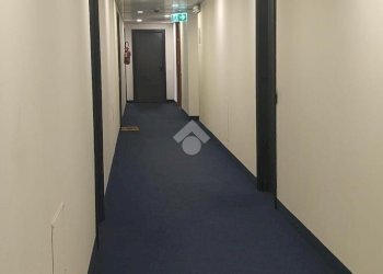 Ufficio piazza borgo pila, Genova (zona Foce) - foto 15