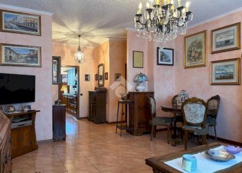 Three-room apartment Via Appennini, Milano (neighborhood Gallaratese) - photo 9