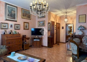 Three-room apartment Via Appennini, Milano (neighborhood Gallaratese) - photo 10