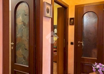 Three-room apartment Via Appennini, Milano (neighborhood Gallaratese) - photo 15