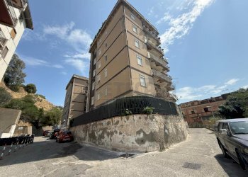 WhatsApp Image 2026-08-06 at 13.05.28 (15) - Two-room apartment Via Mario Passamonte 4, Messina - photo 15