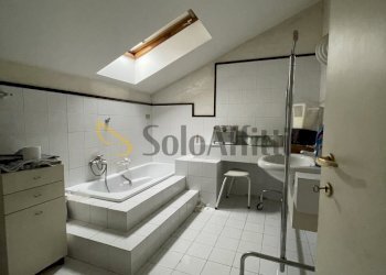 BAGNO CON VASCA - Three-room apartment Via Giovanni Pascoli, Santarcangelo di Romagna - photo 15
