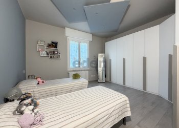CAMERA 2 - Four-room apartment Via Severino Fabriani 86, Modena (neighborhood Circoscrizione 1) - photo 4
