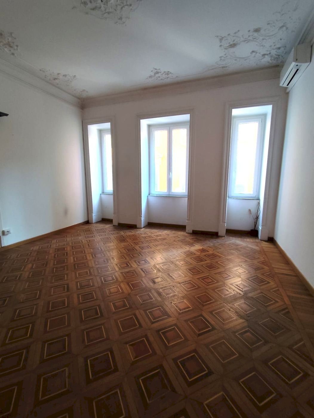 Office via Curtatone, Genova (neighborhood Castelletto) - photo 3