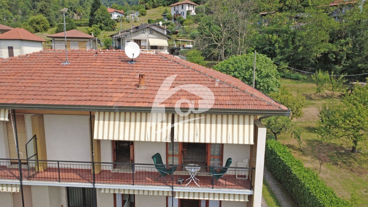 facciata appartamento - Appartamento Via Vararo 18, Cittiglio - foto 1