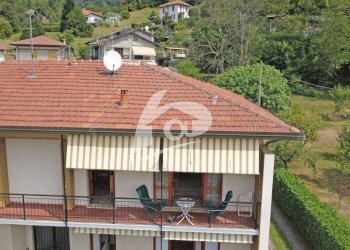 facciata appartamento - Appartamento Via Vararo 18, Cittiglio - foto 1