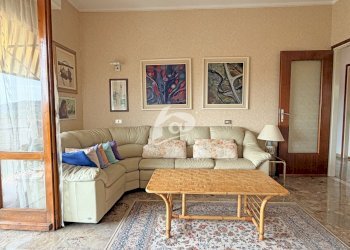 salotto - Appartamento Via Vararo 18, Cittiglio - foto 10