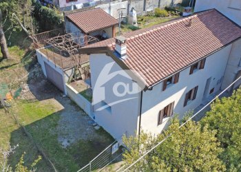 facciata su via alla Pergola - Portion of a house Via della Pergola 6, Laveno-Mombello - photo 2
