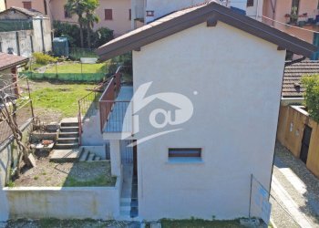 facciata - Portion of a house Via della Pergola 6, Laveno-Mombello - photo 3