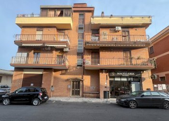 1 - Three-room apartment Via Rosolino Pilo 39, Guidonia Montecelio - photo 1