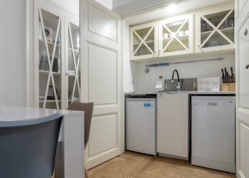 Two-room apartment Via Pontaccio, Milano - photo 11