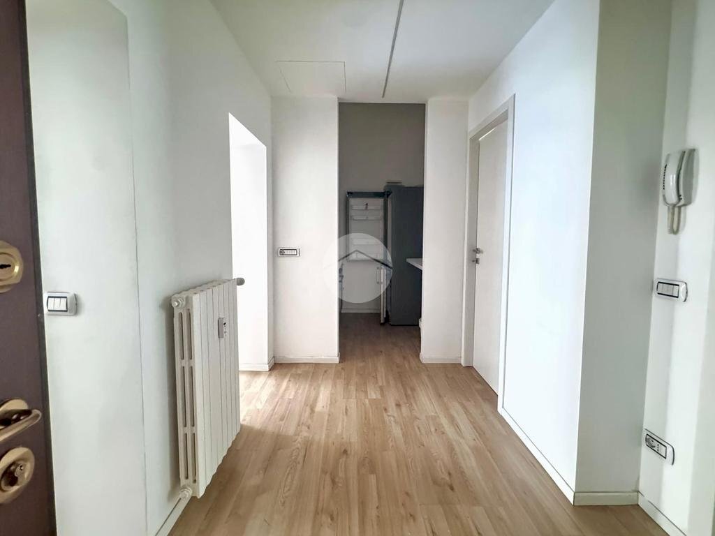 Three-room apartment Via Mac Mahon, Milano - photo 1