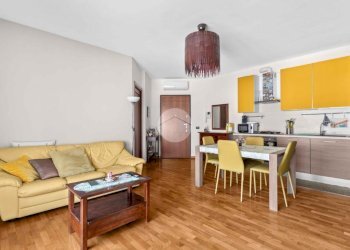 Two-room apartment Via della chiesa rossa, Milano (neighborhood Chiesa Rossa) - photo 3