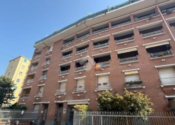 Box Via Carlo Giovanni Brugnone, Torino (zona San Salvario) - foto 1