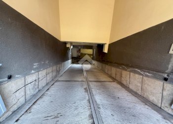 Box Via Carlo Giovanni Brugnone, Torino (zona San Salvario) - foto 4