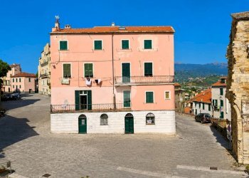 Monolocale Piazza Chiesa Vecchia, Imperia - foto 3