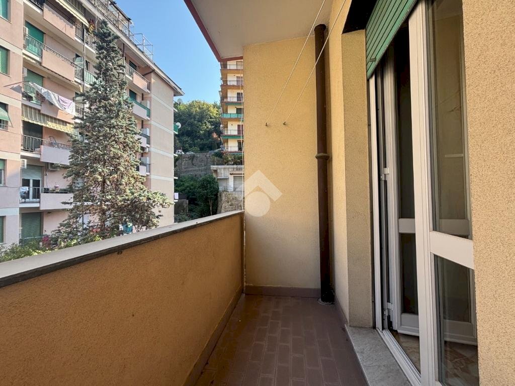 Four-room apartment Via Ammarengo, Genova (neighborhood Quezzi) - photo 1