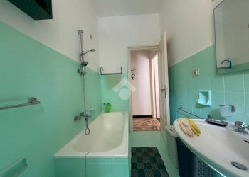 Four-room apartment Via Ammarengo, Genova (neighborhood Quezzi) - photo 18