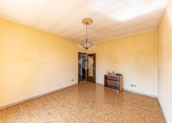 Portion of a house Via Marche, Lainate - photo 12