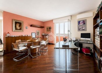 Three-room apartment Via wolfgang amadeus mozart, Bollate - photo 6