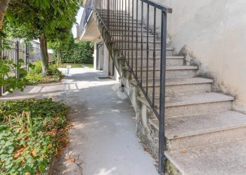Portion of a house Via XXV Aprile, Riva del Po - photo 10