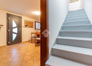 Portion of a house Via XXV Aprile, Riva del Po - photo 35