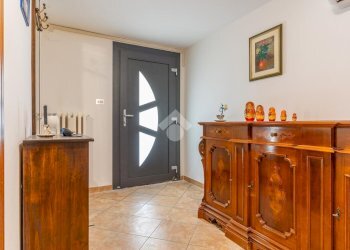 Portion of a house Via XXV Aprile, Riva del Po - photo 45