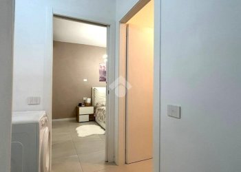 Two-room apartment Via S. Pietro, Solaro - photo 11