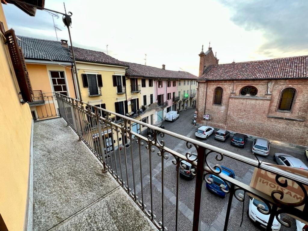 Three-room apartment Via Roma, Montechiaro d'Asti - photo 2