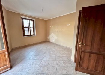 Three-room apartment Via Roma, Montechiaro d'Asti - photo 6