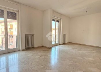 Appartamento Viale Giovanni Vico, Alba - foto 2