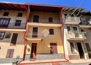 Casa semi indipendente Frazione Mazzucco, Valdilana - foto 1