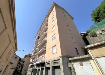 Quadrilocale Via cavalieri di vitorio veneto, Valdilana - foto 1