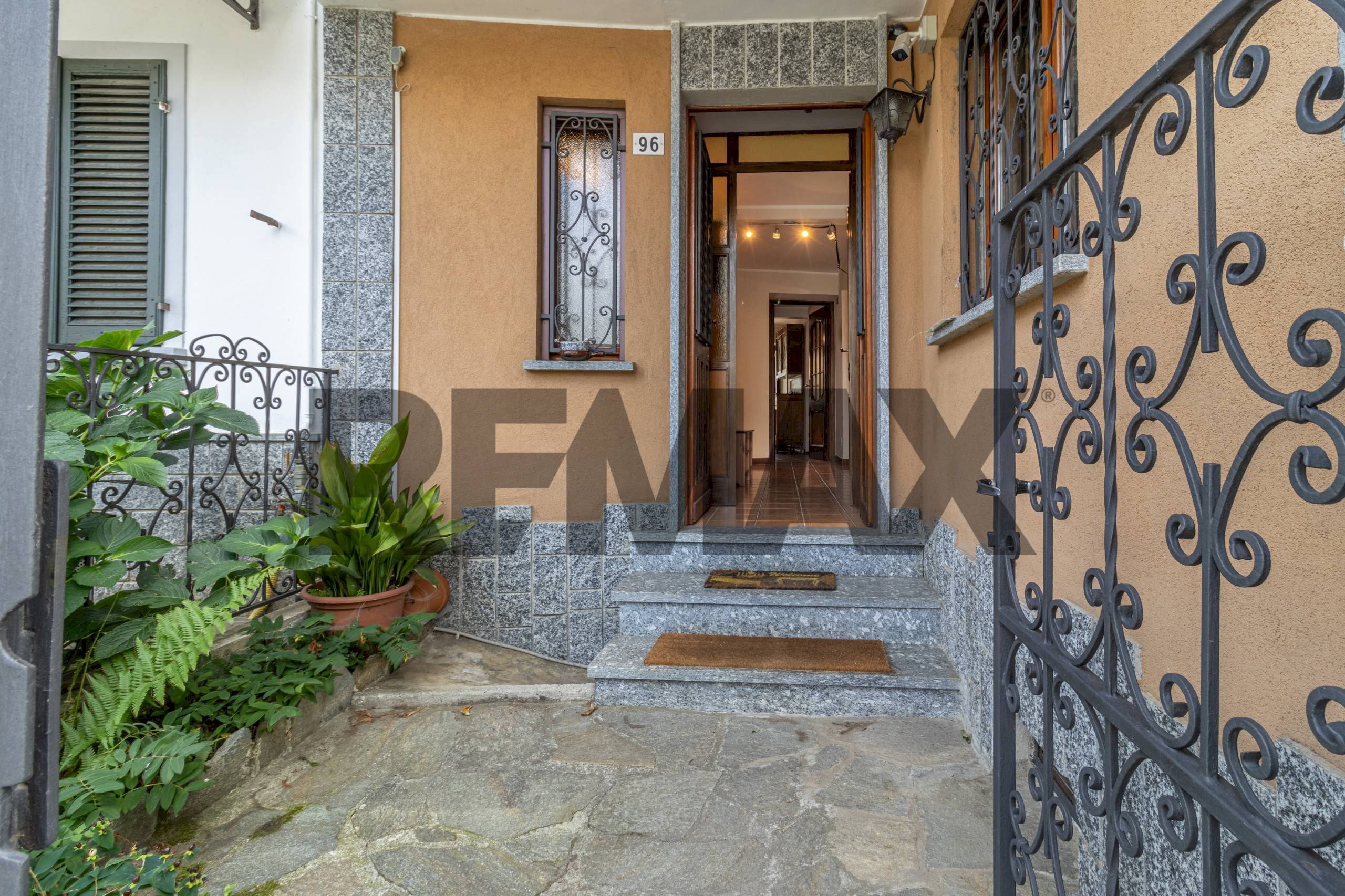 Terraced Villa Via Garibaldi, 96 
 Sala Biellese, Sala Biellese - photo 1