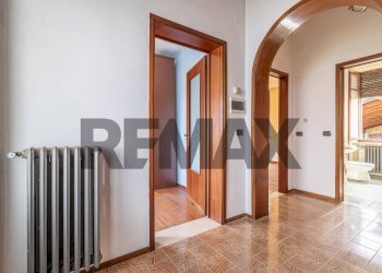 Two-room apartment Via Torino, 5
Roasio, Roasio - photo 8