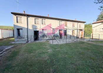Foto 1 - Casa indipendente via indipendenza
 
19, Borgocarbonara - foto 1