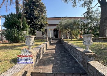 Foto 1 - Villa Via Anita Garibaldi
 
20/1, Cento - photo 1