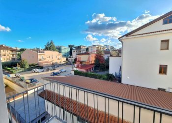 Foto 1 - Four-room apartment Via Meomartini, Benevento - photo 1