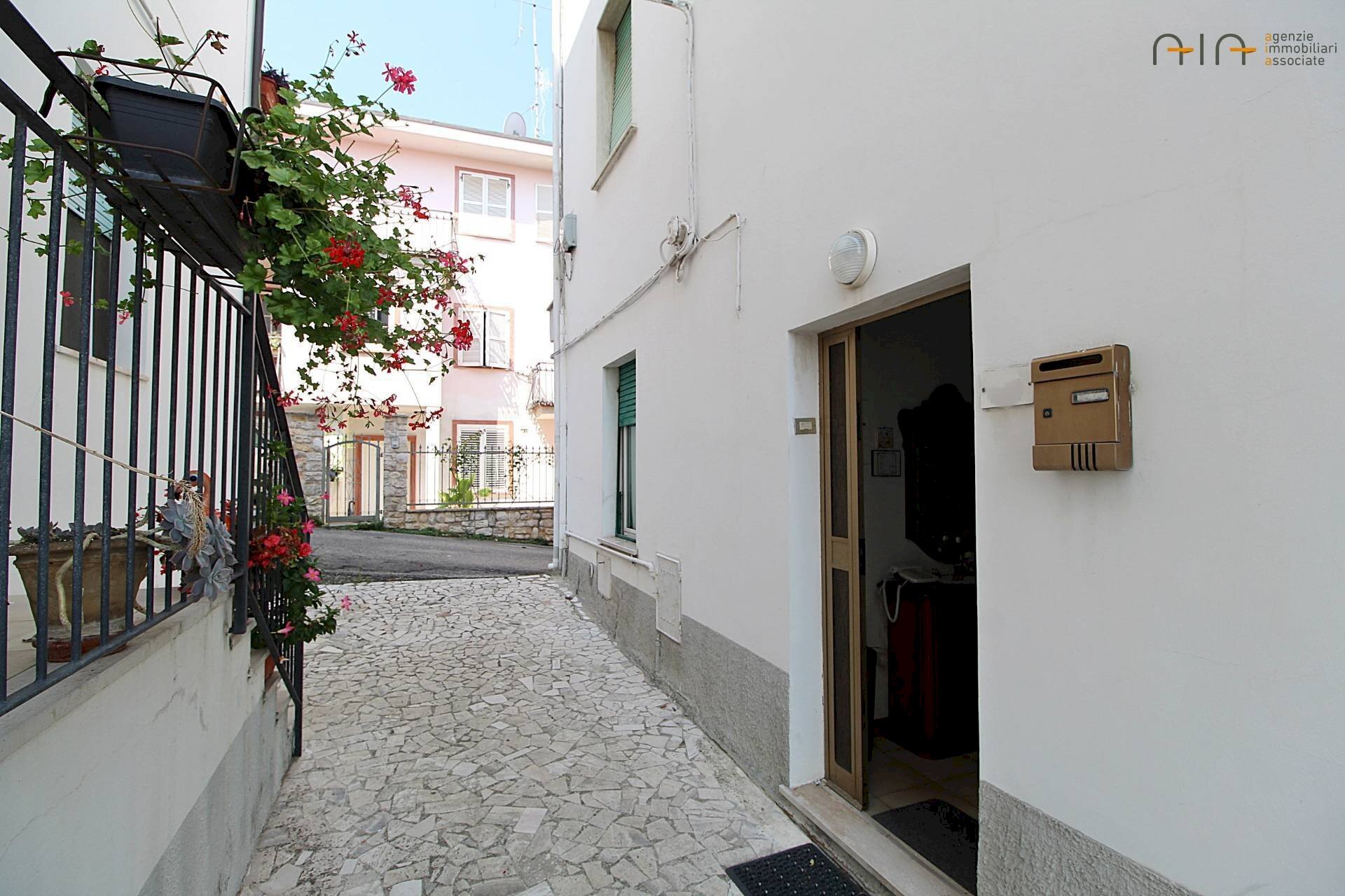 Foto 3 - Casa indipendente Via Adamello, San Benedetto del Tronto - foto 3