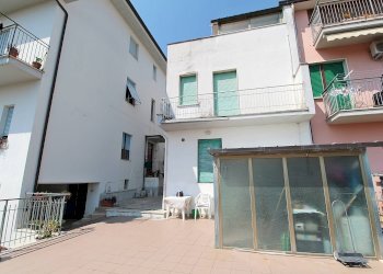 Foto 2 - Casa indipendente Via Adamello, San Benedetto del Tronto - foto 2