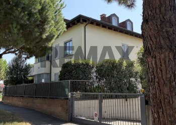 Casa all\'aperto - Trilocale Via Don G. Ravazzi
 
28, Cassinetta di Lugagnano - foto 1