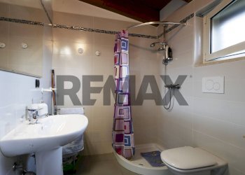 Bagno - Casa indipendente Via Pignataro
4, Gioia del Colle - foto 11