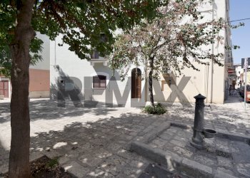 Edificio all\'aperto - Casa indipendente Via Pignataro
4, Gioia del Colle - foto 15