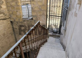 Scale - Two-room apartment via Francesco de Santis
 
4, Trapani - photo 10