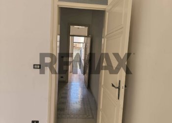 Hall / corridoio - Two-room apartment via Francesco de Santis
 
4, Trapani - photo 13