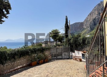 Terrazza - Villa Lungomare Cristoforo Colombo
 
846, Palermo - photo 14
